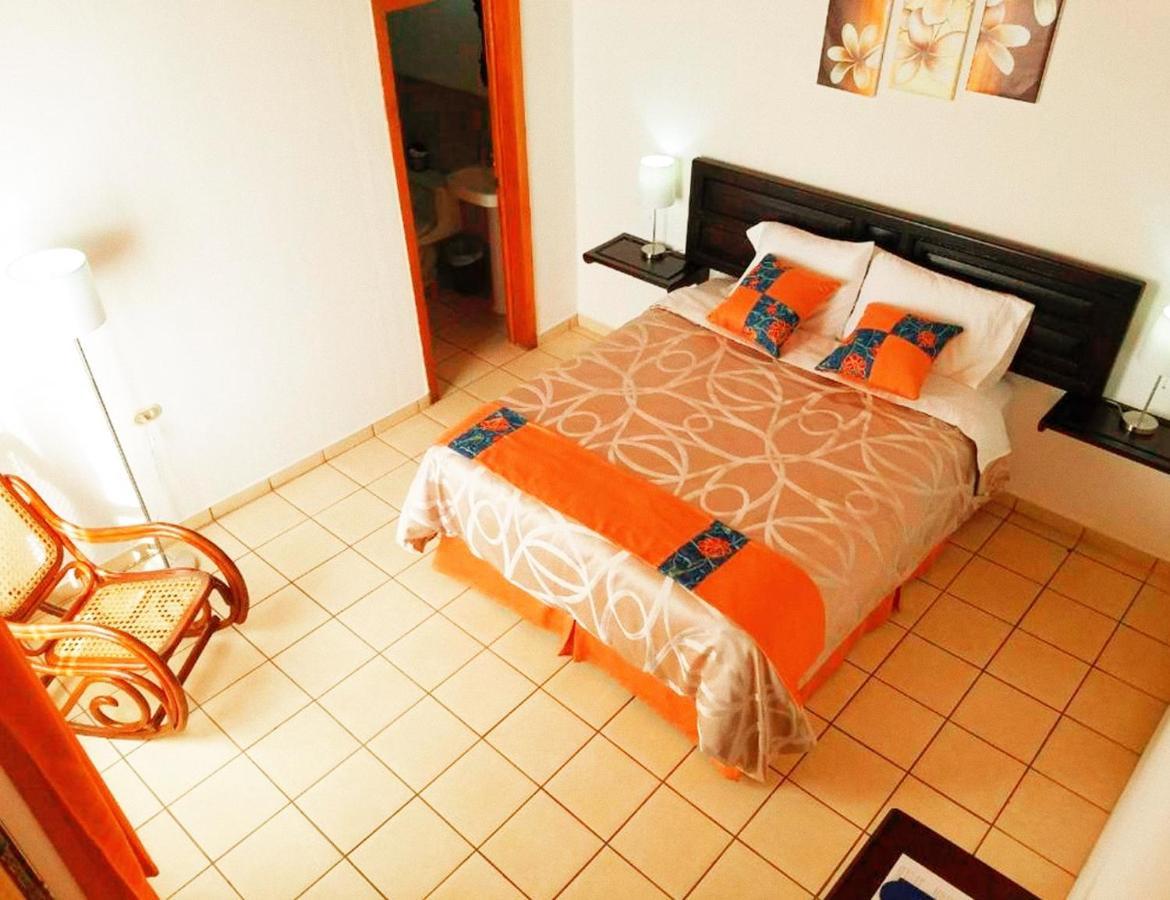 Hostal Las Puertas Santa Ana Exterior foto